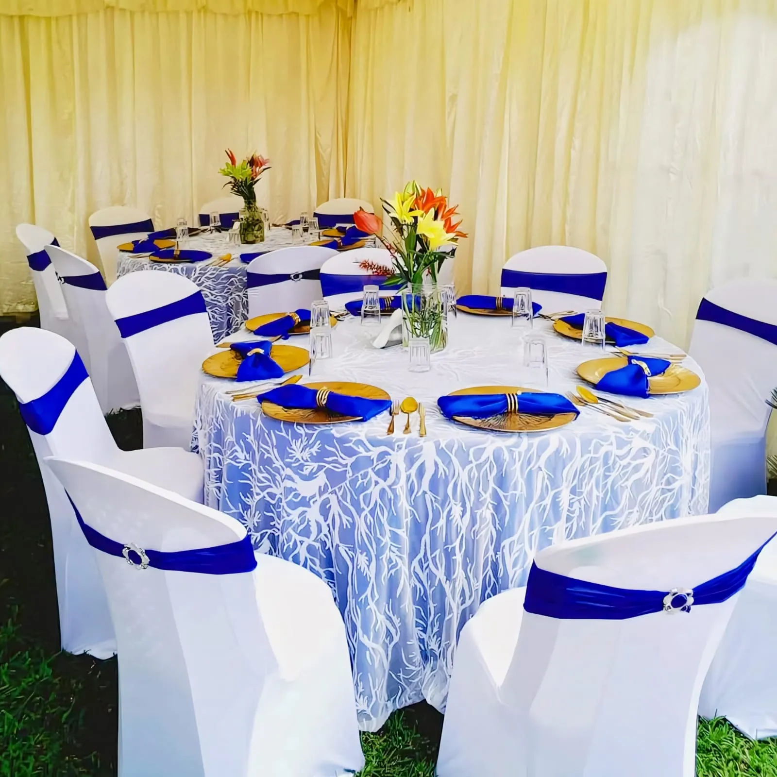 Round Tables Dressed 8 Guests for hire in Nairobi - photo 7